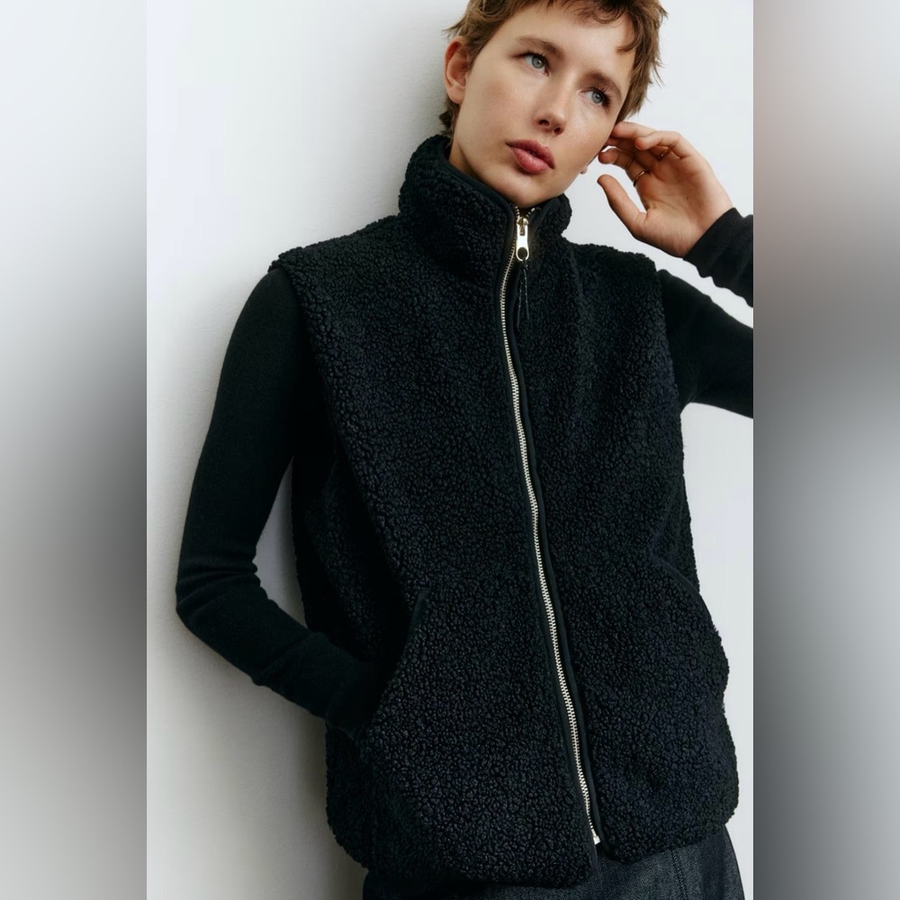 H&M Teddy Fleece Vest